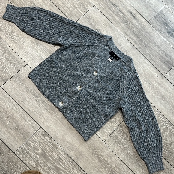 Know . One . Cares Sweater - Picture 9 of 9